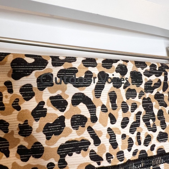 Outdoor Voices Leggings Leopard Print Flex High Rise 7/8 Leggings - Picture 4 of 5